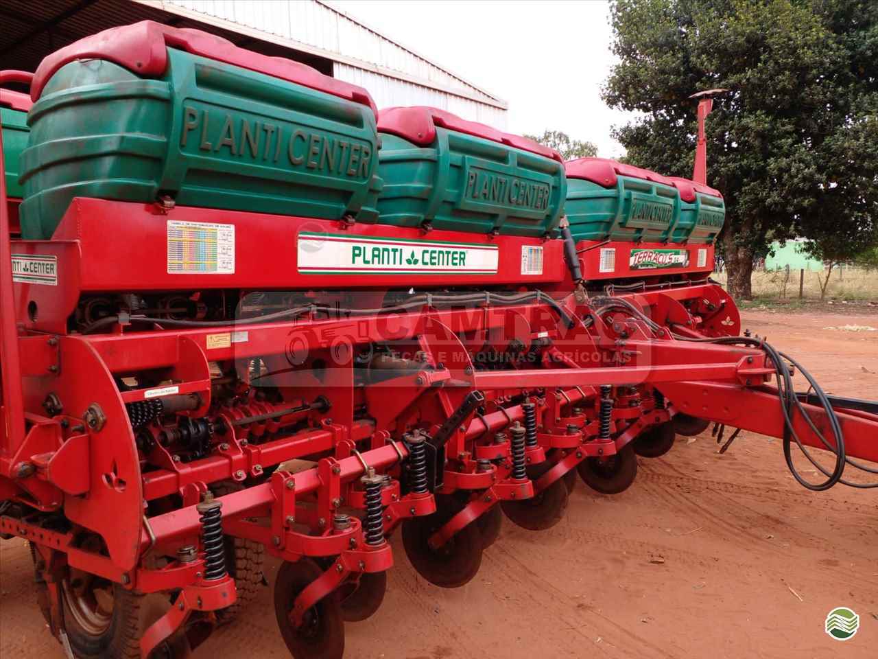 PLANTADEIRA PLANTI CENTER TERRACU´S 15000 Camtrac Máquinas Agrícolas MARIALVA PARANÁ PR